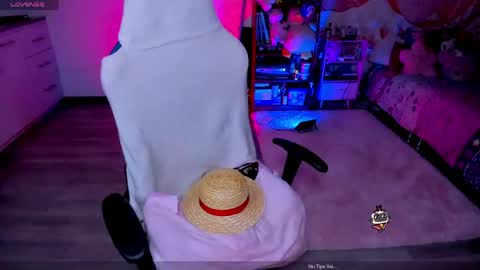  . Monday to Saturday at 10pm and 6am Colombia time online show from April 14, 3:43 am