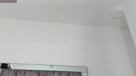 alyssia online show from May 8, 3:39 pm