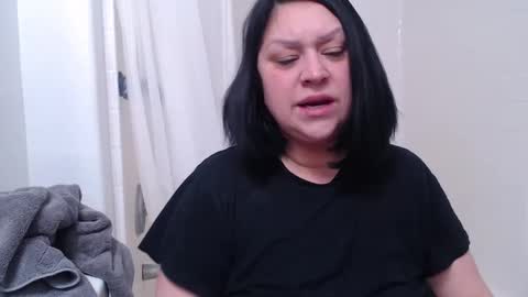 Snapshot of alyssiaamorexo chatting on February 19, 1:39 pm Alyssiaamorexo online show from February 19, 1:39 pm