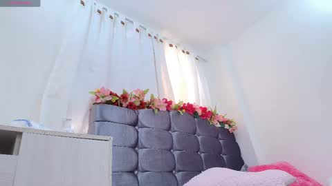 Isabella online show from May 26, 9:54 pm