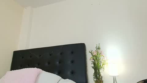 Isabella online show from March 8, 10:56 pm