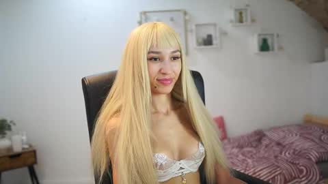 Snapshot of amai__liu chatting on September 9, 6:19 pm Amai Liu online show from September 9, 6:19 pm