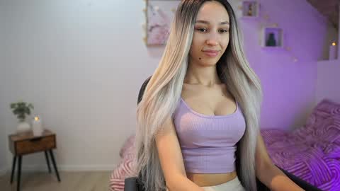 Snapshot of amai__liu chatting on February 2, 7:14 pm Amai Liu online show from February 2, 7:14 pm