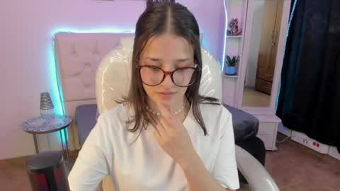 B I A N C A online show from May 16, 9:02 pm