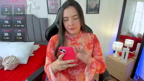 Hi Im AmaiaHelp me reach 100 likes online show from February 2, 7:10 pm