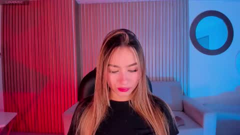 Amaia Haywood online show from October 15, 5:00 am