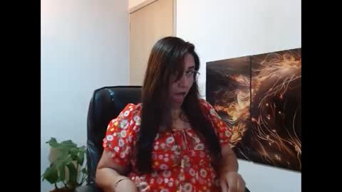 Snapshot of amalia_brunette chatting on September 18, 10:47 pm AMALIA online show from September 18, 10:47 pm
