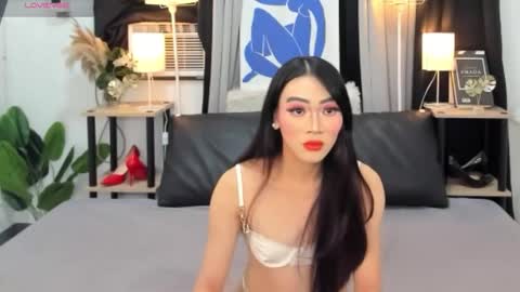 Trisha Greyson online show from September 10, 10:55 pm