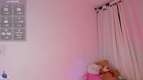 Snapshot of amaliaandrade chatting on February 3, 8:57 am Amalia real MIA online show from February 3, 8:57 am