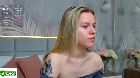 Amalia online show from February 18, 1:11 pm