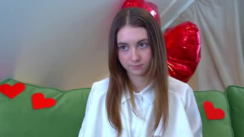 Amalia online show from February 18, 2:06 pm