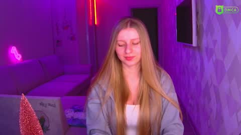 Amalia online show from December 15, 1:22 pm