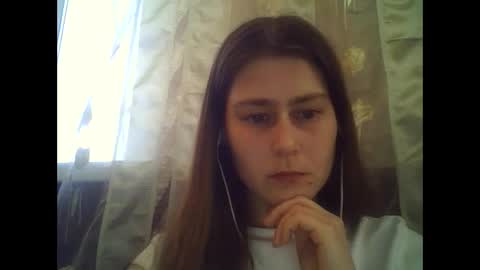 Dog mama online show from March 11, 1:36 pm