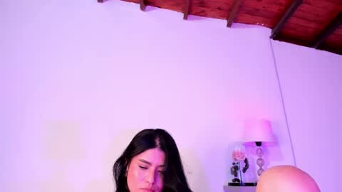 Snapshot of amanda_26 chatting on March 5, 7:16 am Luisa online show from March 5, 7:16 am