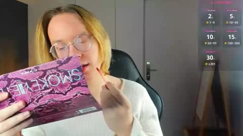 Hi im Amanda online show from October 19, 11:59 am