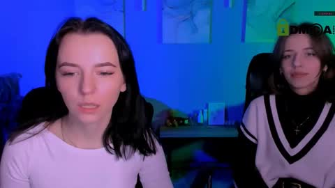 amanda_dark_ online show from February 27, 9:35 am