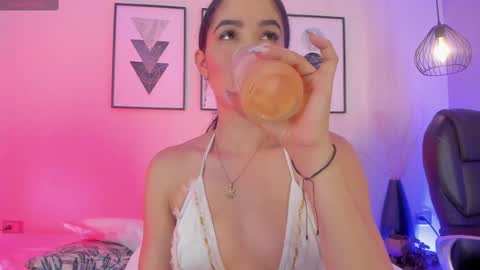 Snapshot of amanda_hayek chatting on March 9, 7:15 pm amanda online show from March 9, 7:15 pm