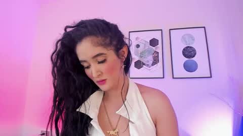 Snapshot of amanda_hayek chatting on March 2, 7:34 pm amanda online show from March 2, 7:34 pm