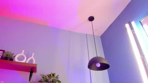 Snapshot of amanda_hayek chatting on September 20, 11:41 pm amanda online show from September 20, 11:41 pm