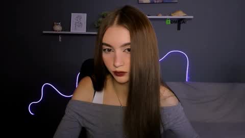 amanda_nomad online show from September 18, 1:04 pm
