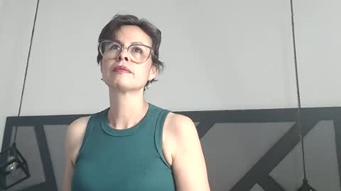 amanda_ramirez online show from June 18, 10:04 pm