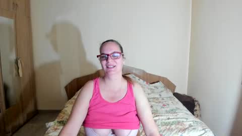 Snapshot of amanda_squirt chatting on February 13, 5:44 pm amanda_squirt online show from February 13, 5:44 pm