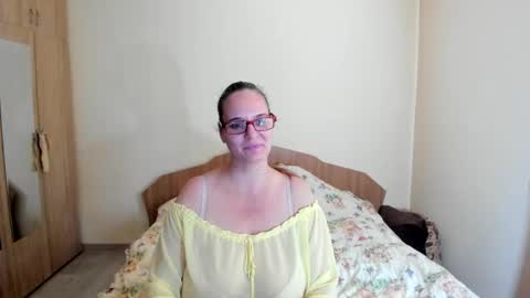 Snapshot of amanda_squirt chatting on February 25, 9:31 am amanda_squirt online show from February 25, 9:31 am