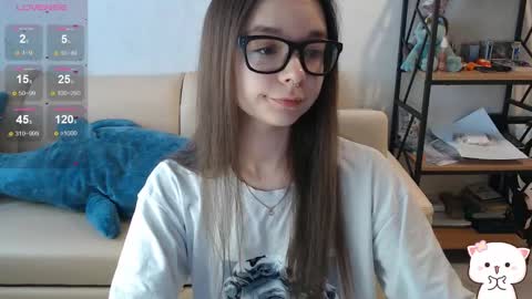Snapshot of amaneli chatting on January 5, 11:15 am Mila online show from January 5, 11:15 am