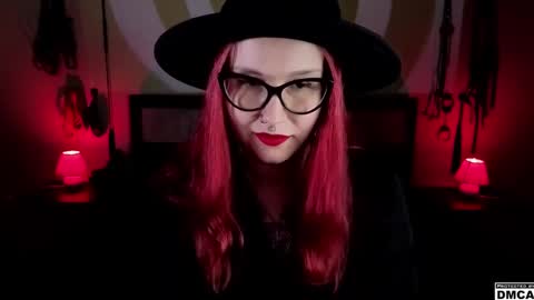 Goddess Amanita online show from February 20, 9:33 am