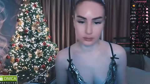 Snapshot of amara_campbell chatting on January 11, 7:39 am amara campbell online show from January 11, 7:39 am