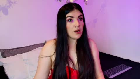 Amara Vega  online show from April 3, 4:19 am