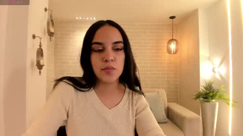 Amara Collins online show from June 29, 11:10 am