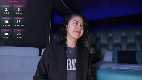 Emily online show from October 9, 11:37 am