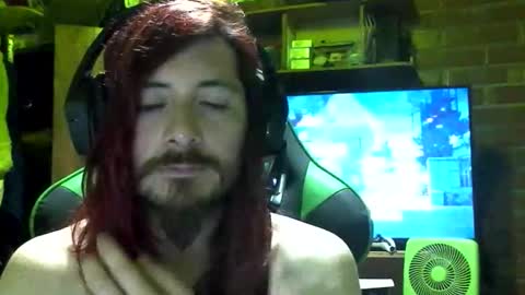 Amaru online show from November 25, 2:10 am