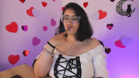 Snapshot of amaryllis_vizcaya chatting on February 18, 2:27 am Katt online show from February 18, 2:27 am
