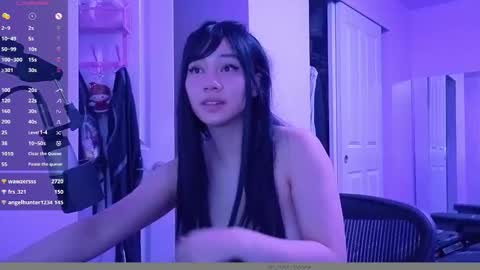 leash online show from February 3, 6:40 am