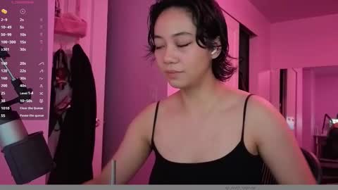 leash online show from February 23, 3:20 am