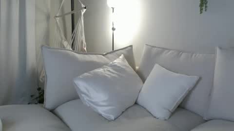 amaya_floress online show from October 10, 4:29 am