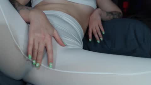 Malina online show from December 14, 1:49 pm