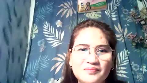 amazing angel online show from December 2, 6:50 pm