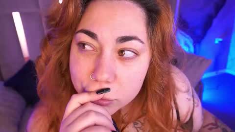 Ellie online show from December 14, 10:49 pm