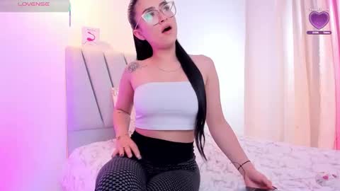 Sara  online show from January 17, 11:19 am