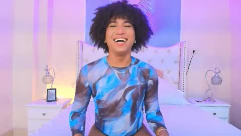 Ambar Colling online show from October 6, 2:13 pm