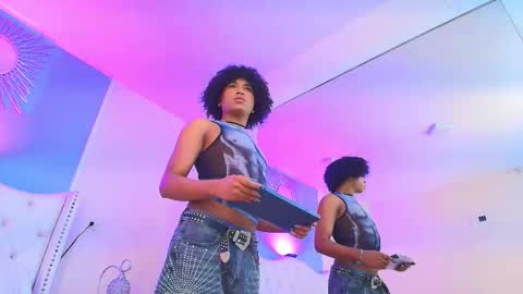 Ambar Colling online show from October 3, 2:58 pm