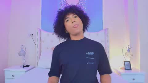 Ambar Colling online show from October 22, 2:30 pm