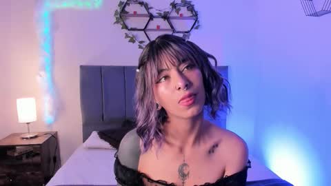 ambar_gh1 online show from October 28, 7:37 pm