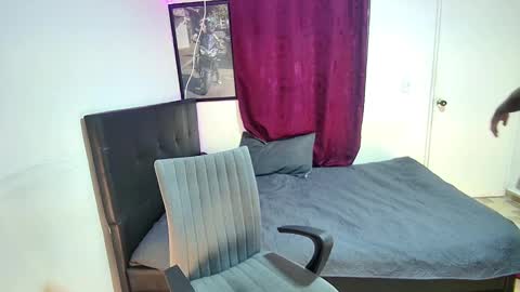 ambar gil  online show from February 28, 11:58 am