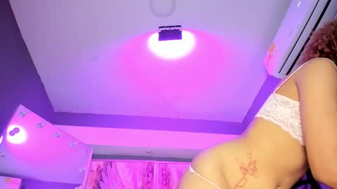 Ambar online show from January 7, 9:31 pm