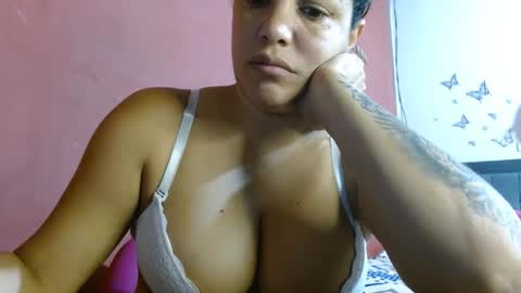 ambarmilf09 online show from October 1, 3:27 am