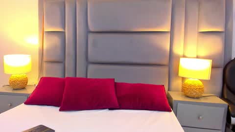 AmbarSantany  online show from March 15, 12:26 am